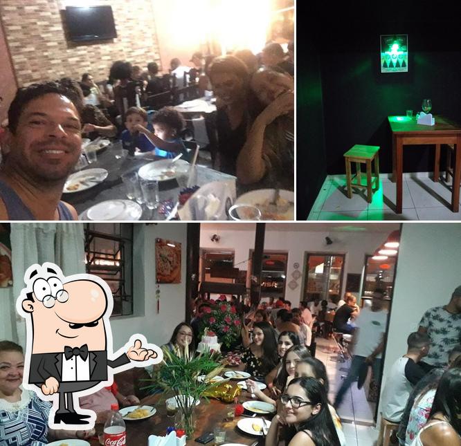 O interior do Pizzaria Sabor de Minas