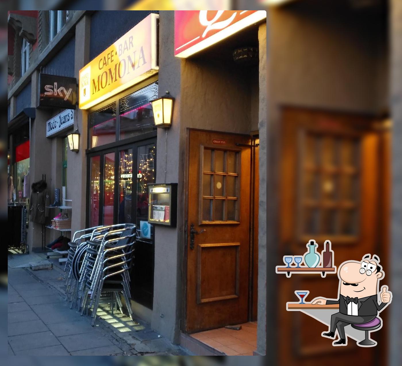 Momona Cafe And Bar