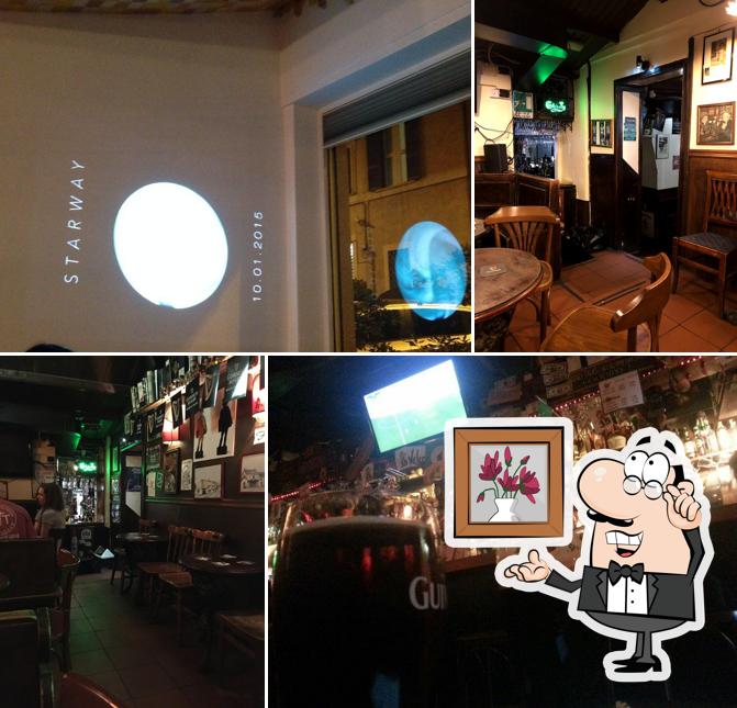 Siediti a un tavolo di The Fiddler's Elbow