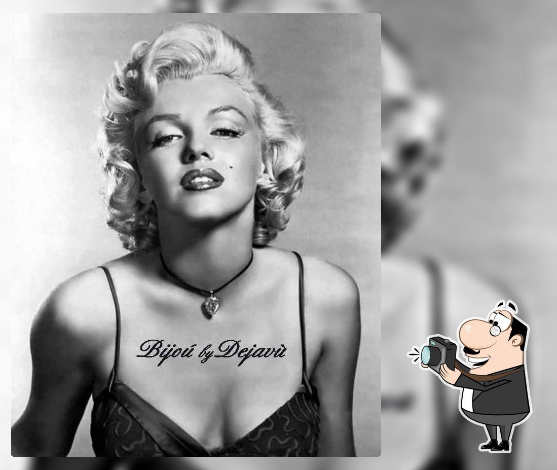 Bar Dejavu' Cafe' da Mina