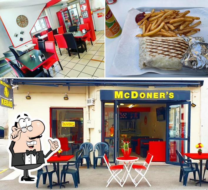 L’image de la intérieur et frites concernant McDoner's Kebab