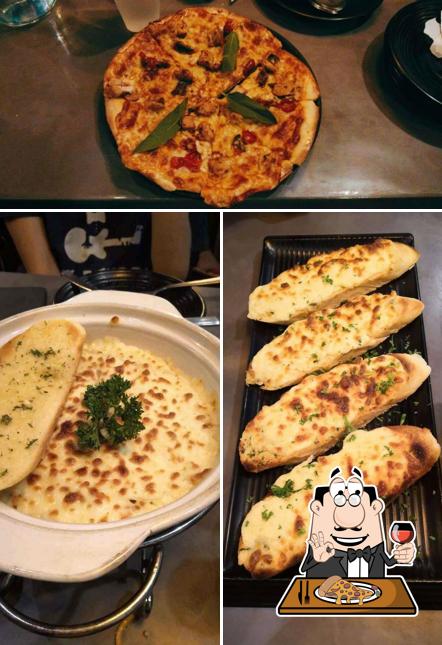 Try out pizza at La Gustosa