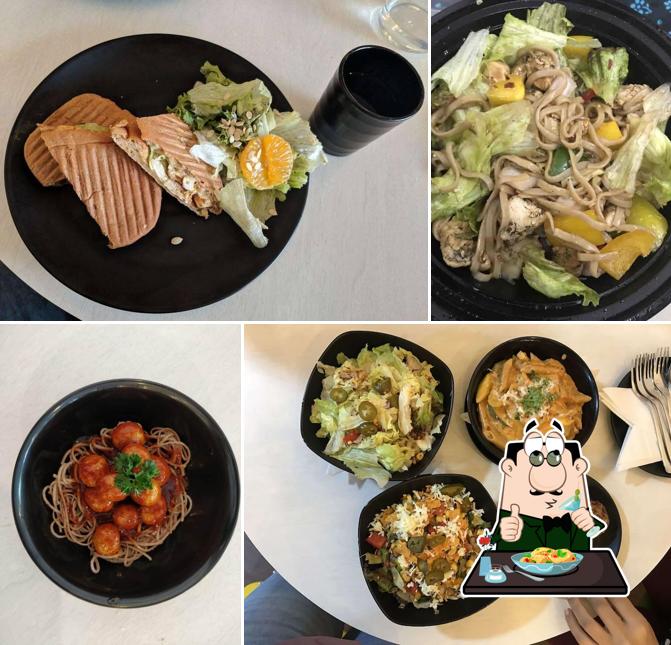 Food at Grub Jars
