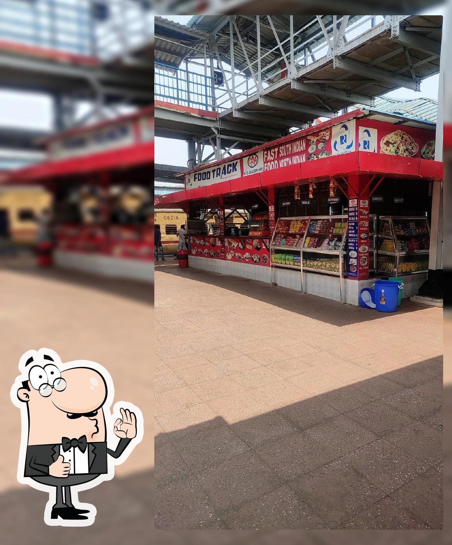 Food track
