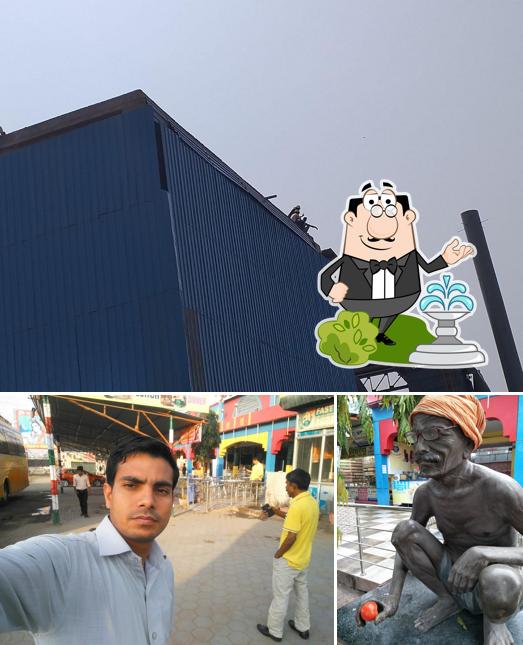 Check out how Shree neelkanth punjabi dhaba looks outside