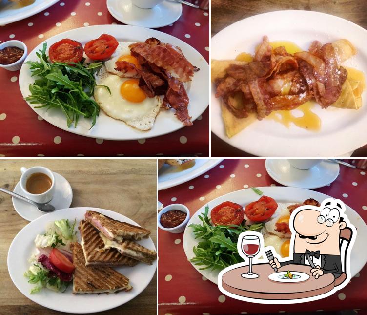 Meals at Lazy Days Cafe