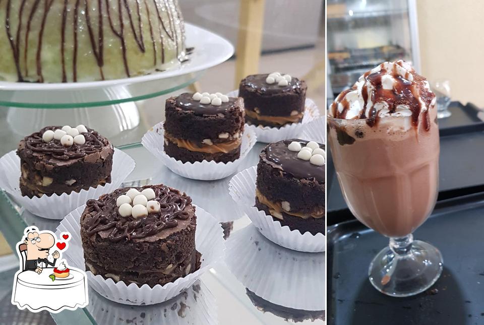 Café Na Praça provê uma variedade de pratos doces