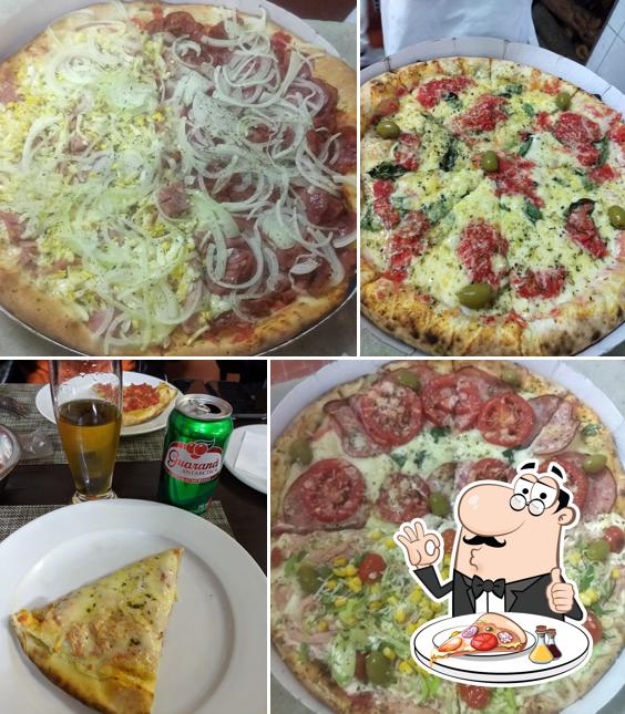 Escolha diferentes variedades de pizza