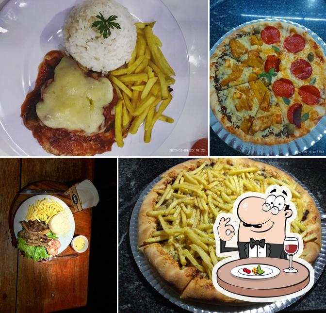 Comida em Pizzaria e cervejaria imperio da roça