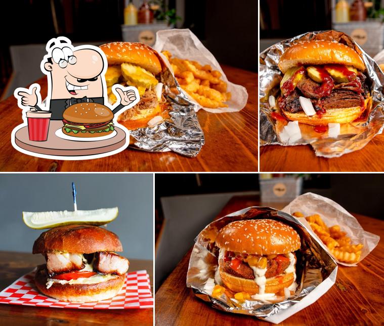 Uncle Smoke BBQ in Toronto Restaurant menu and reviews