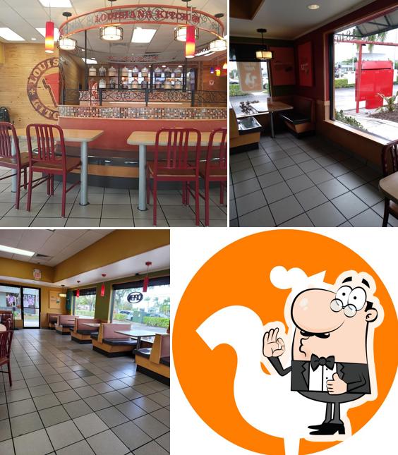Here's a picture of Popeyes Louisiana Kitchen