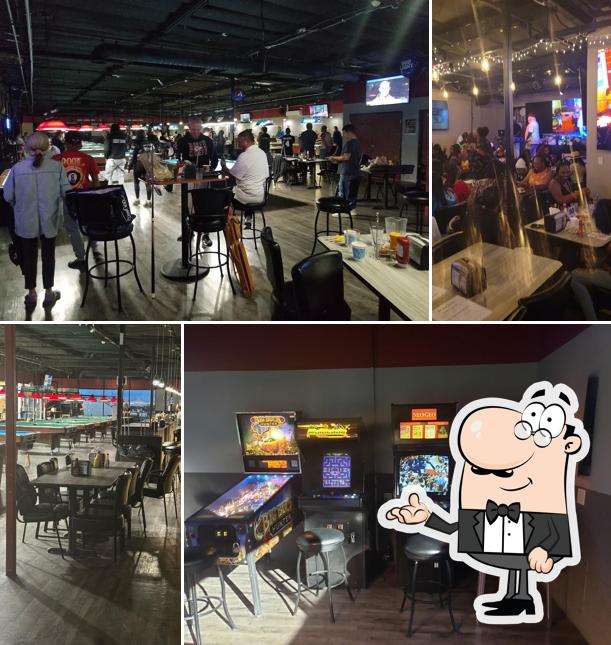 Shooters Sports Bar & Grill in Temecula Restaurant menu and reviews