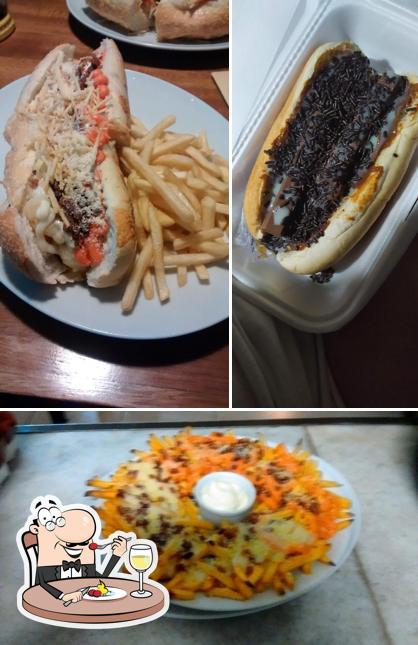 Comida em Tod Dog Dogueria