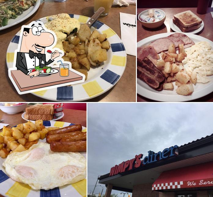 Food at Wimpy's Diner