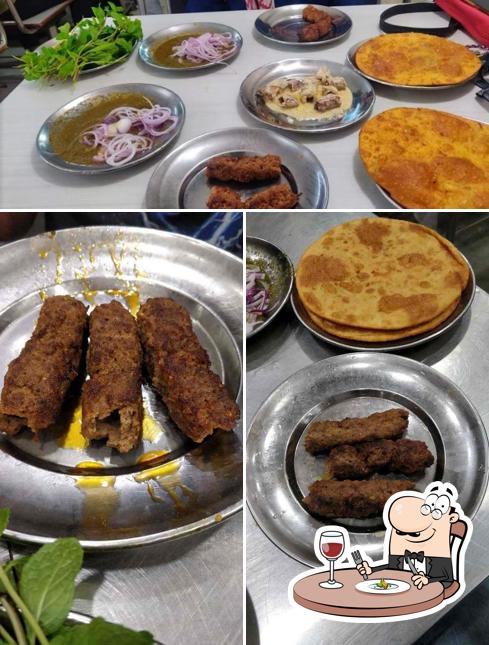 Food at Farid Seekh Kabab Center