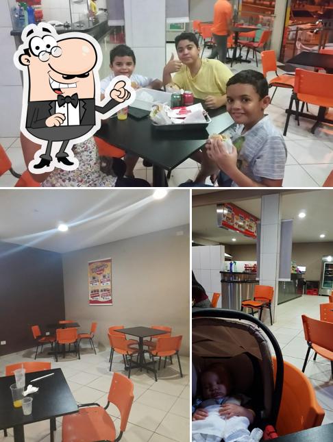 Veja imagens do interior do Mano'S Burguer Grill