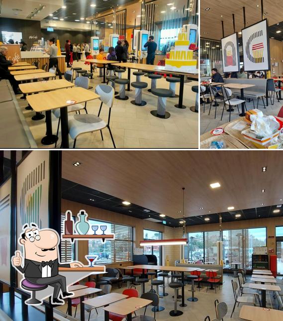 The interior of McDonald's Fara Sabina