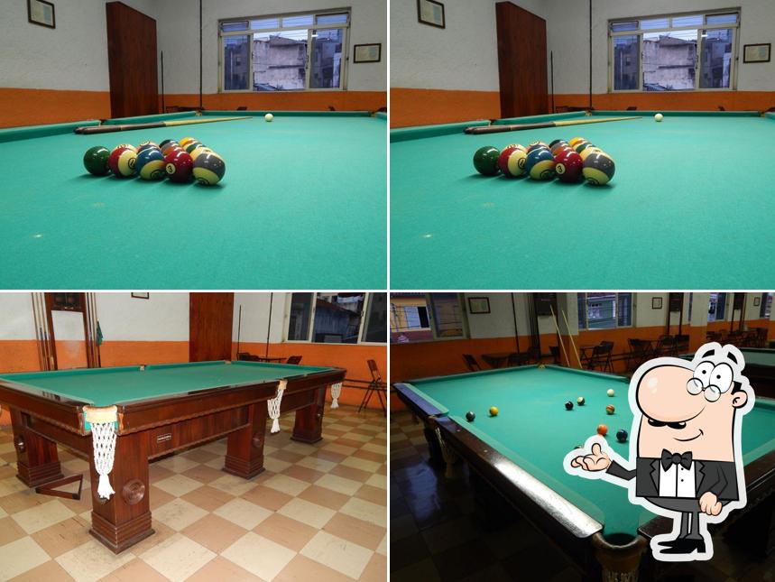 Maxxi Snooker Club
