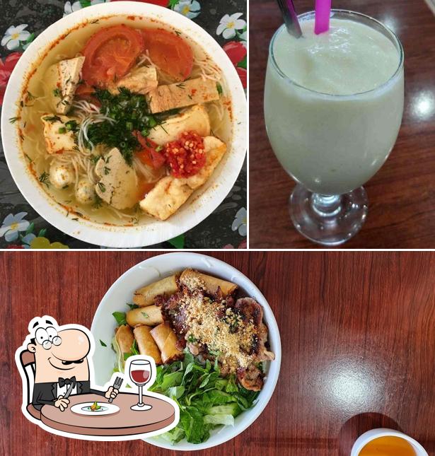 The image of Pho Anna’s food and beverage