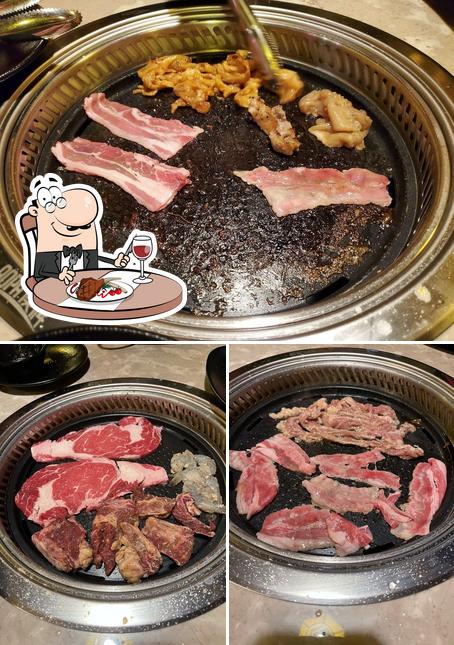 Try out meat dishes at Hot Pot 757