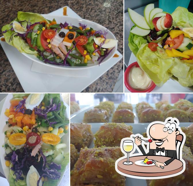 O'val Café Restaurant, Casablanca Restaurant menu and reviews