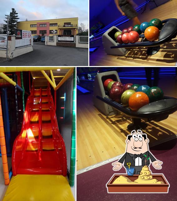 Voici une image de Bowling Palace