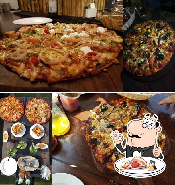 Get pizza at Hikamizu