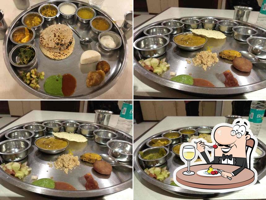 Food at Panchavati Gaurav