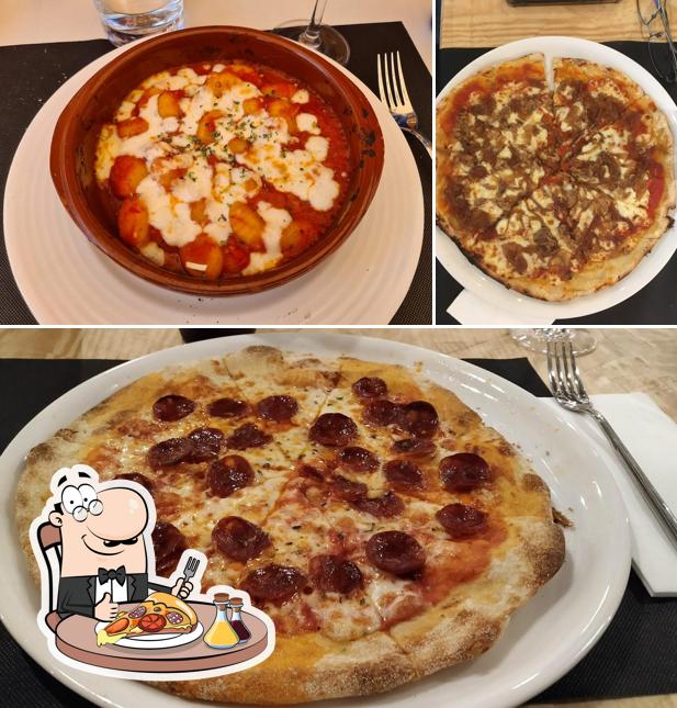 Попробуйте пиццу в "Pipistrello Ristorante"