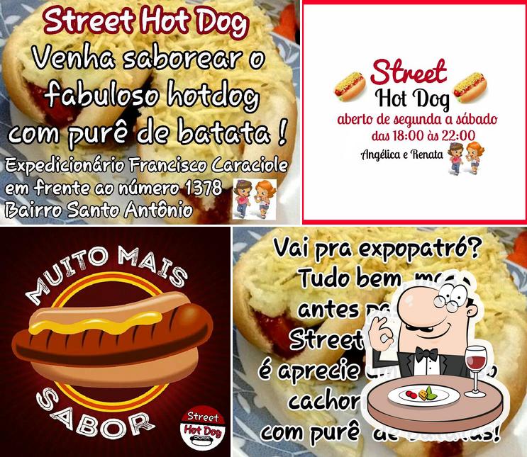 Platos en Street Hot Dog