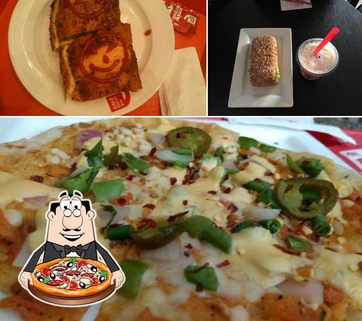 Try out pizza at Coffee Day