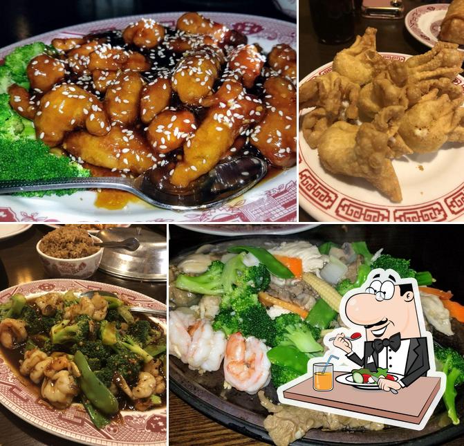 Meals at Golden Hunan Restaurant & Lounge