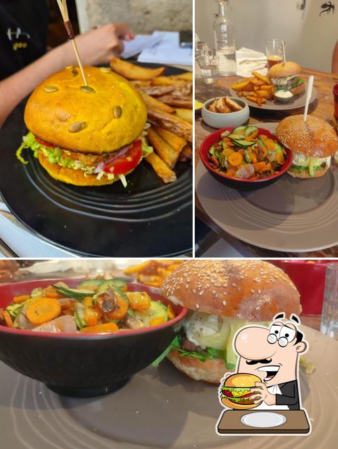 Commandez un hamburger à L'Amuse Bouches