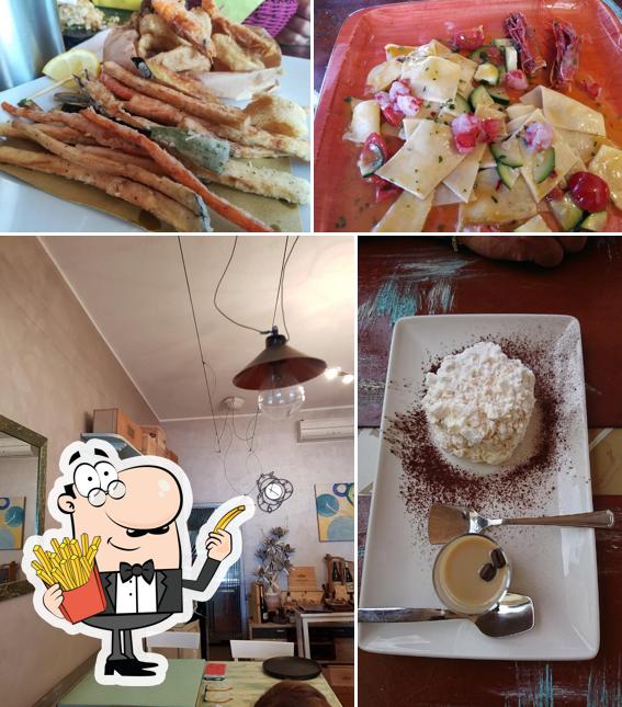 Ordina un piatto di chips a Ristorante La Pergola Golfo Baratti