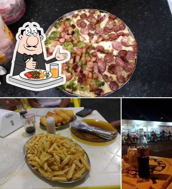 A ilustração do Toninho Lanches e Pizzas’s comida e cerveja