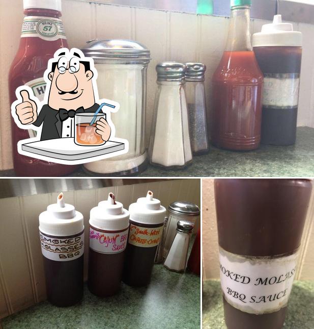 Biscuits & Barbeque in Mineola Restaurant menu and reviews