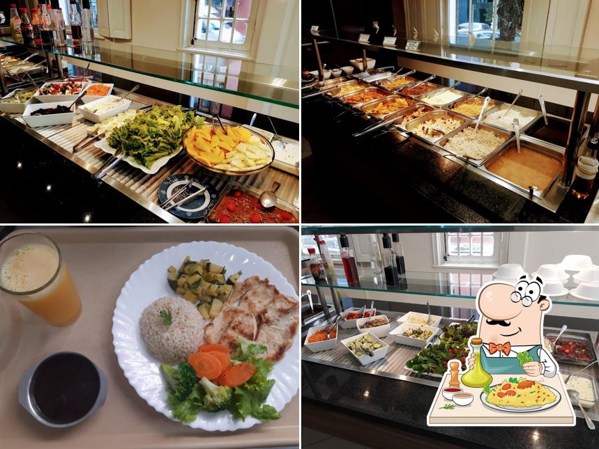 Comida em Esquina do sabor grill