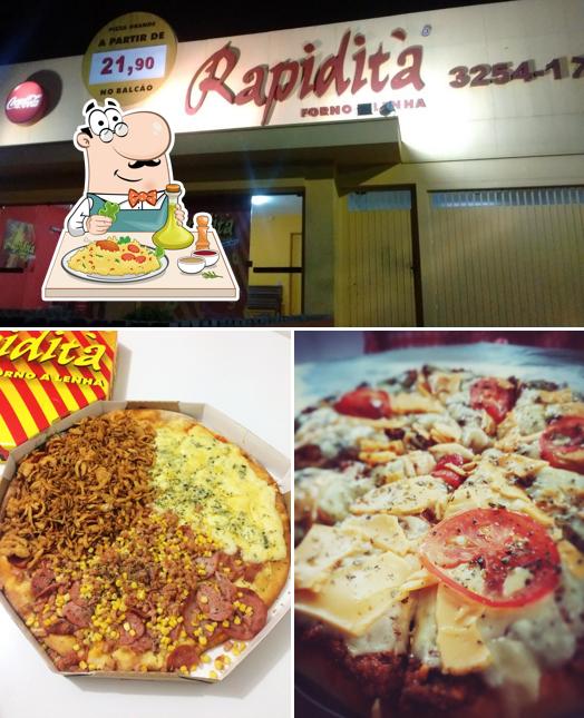 Comida em Rapidità Pizzaria - Unidade Ahú. Forno a lenha, massa artesanal, recheada, entrega com rapidez