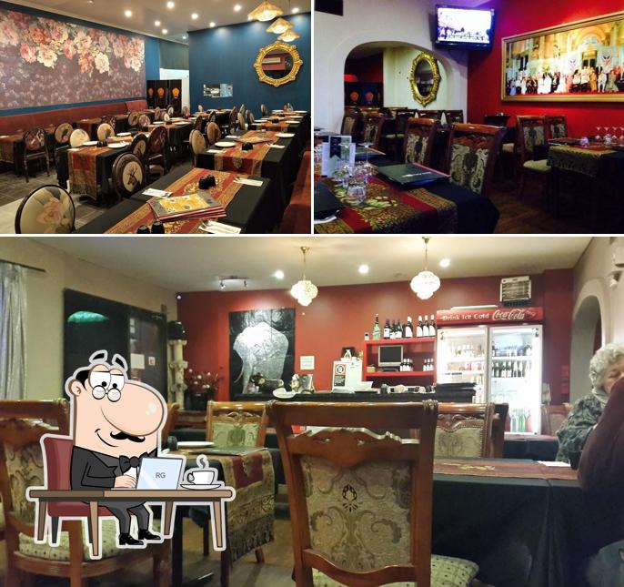Money Bag Thai Restaurant in Baulkham Hills Restaurant menu and reviews