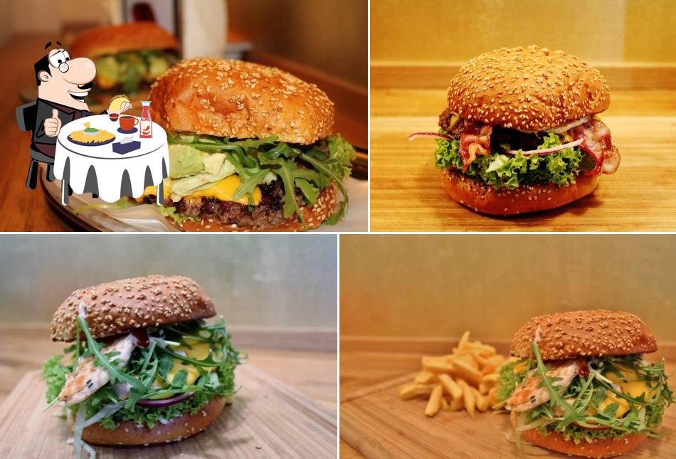 Попробуйте гамбургеры в "5 Places Burger Haus"