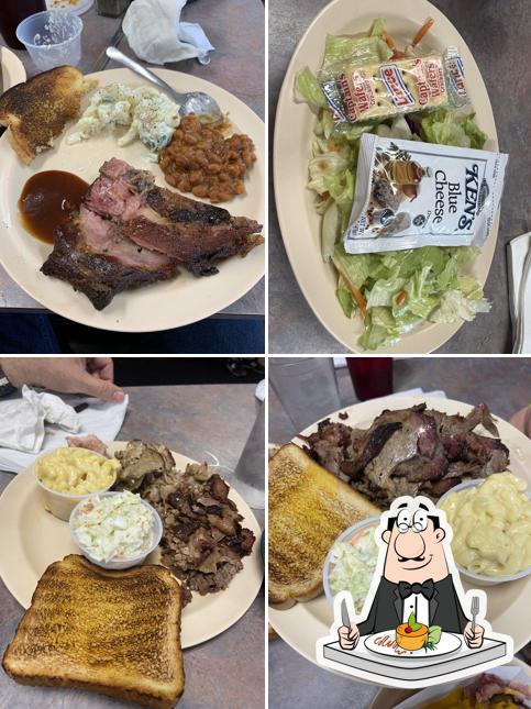 Old Crow Real Pit BarBQ in Umatilla Restaurant menu and reviews