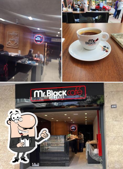 O interior do Mr Black Café - Cafeteria