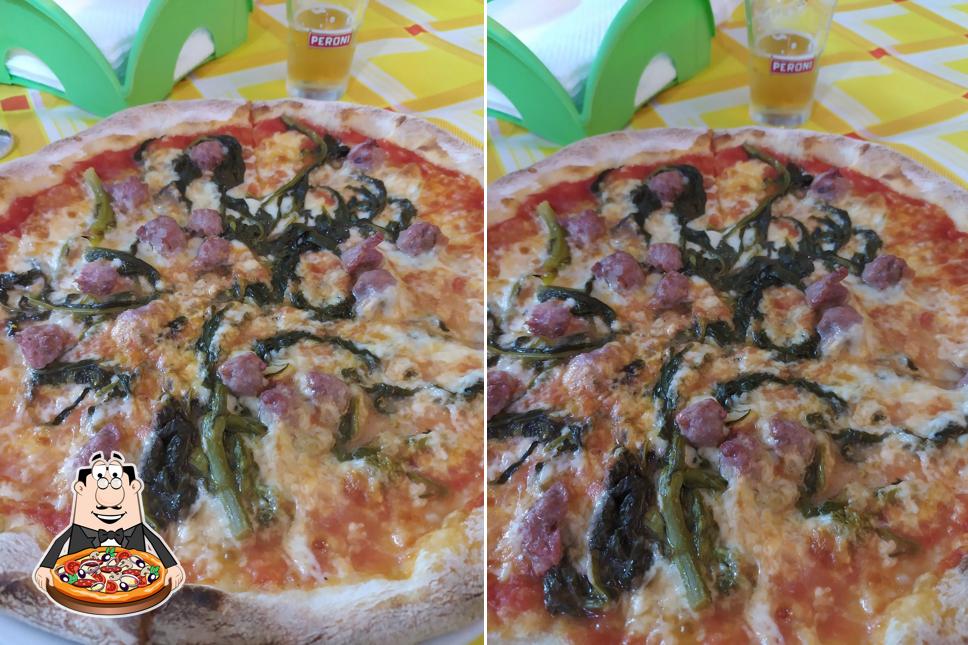 Scegli tra le svariate varianti di pizza