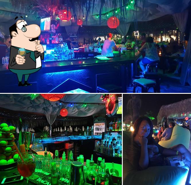 Voici une image de Alibi Beach Bar