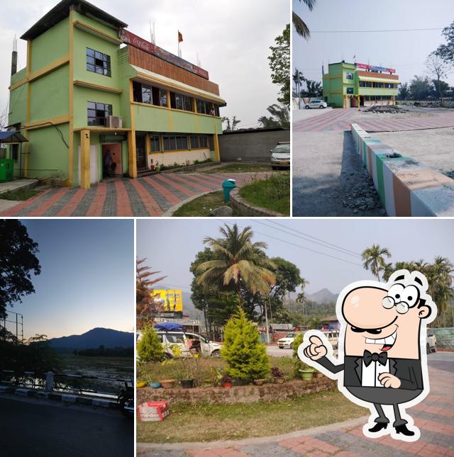 Enjoy the view at the outside area of Gautam's Riverview Restaurant