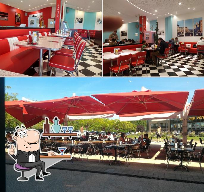 L'intérieur de Holly's Diner Quétigny