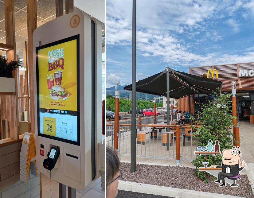 Siediti a un tavolo di McDonald's Luino