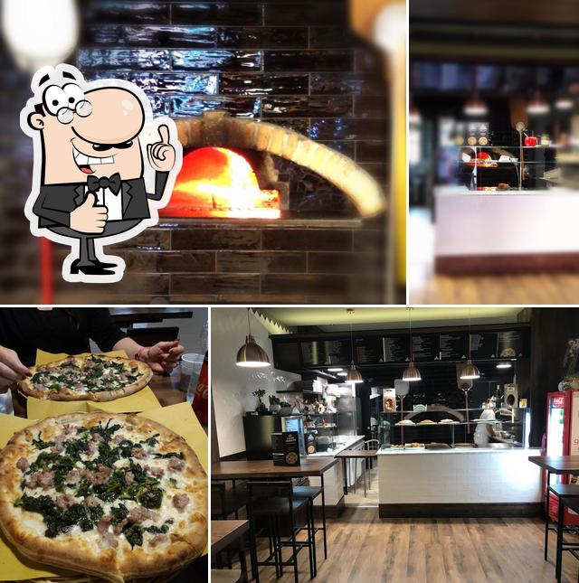 Guarda la foto di Pizzeria I Due Monti