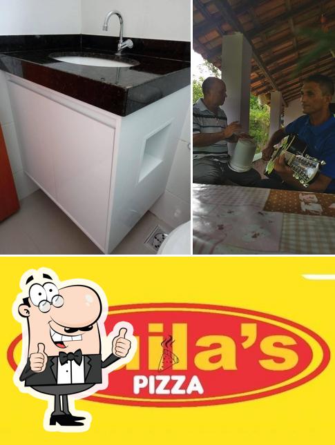 Look at the pic of Guila's Pizza
