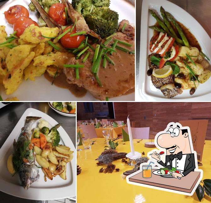 Meals at Ustareia Alpina / Restaurant und Gasthaus